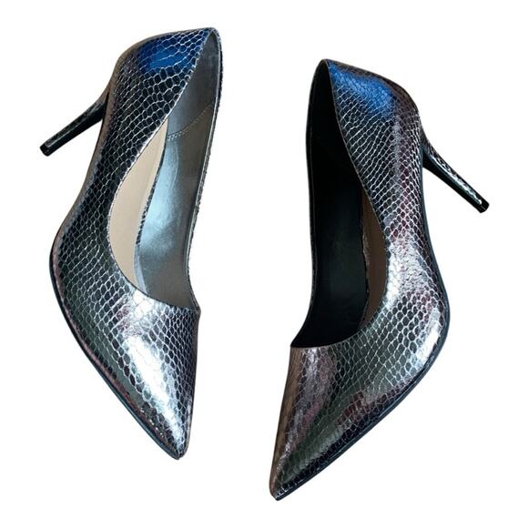 Torrid size 8.5 pewter silver pointed toe pumps silver heels snakeskin texture - Picture 7 of 12